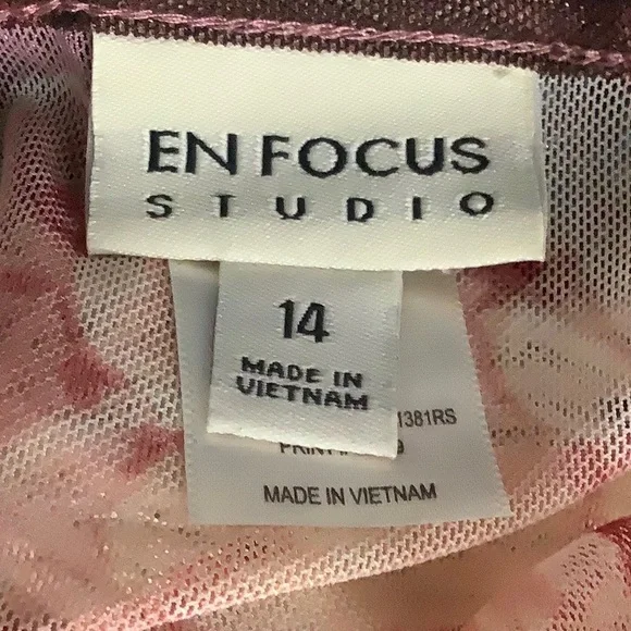 En Focus Studio floral dress. Size 14. Beautiful pinks - Picture 6 of 8